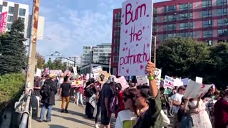 Pro-choice protesters rally in Seattle ahead of midterms