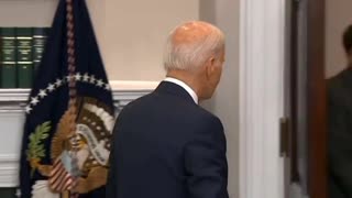 Reporter: "Should Hunter get a pardon Mr. President?"Joe Biden ignores and walks away