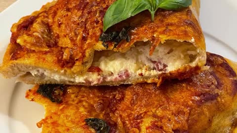 Calzone napoletano