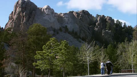 South Dakota's Top 5 Affordable Vacations