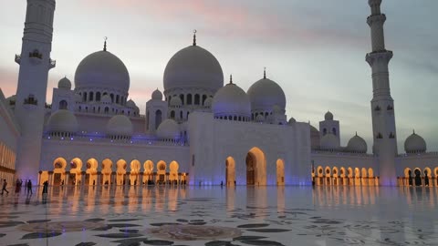 The Grand sheikh Zayed Mosque