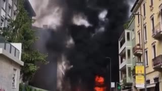 Explosion rocks central Milan: Street in flames after van carrying gas cylinders blows up