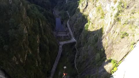 Jaw-dropping BASE jump compilation