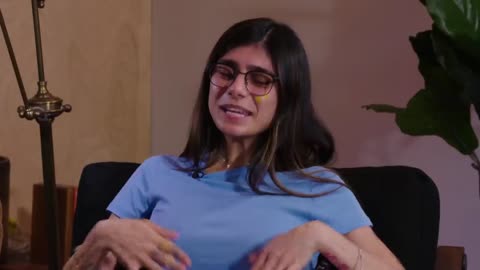 Mia KHALIFA Join again in Porn industry and I spent a day with MIA KHALIFA