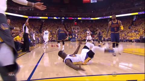 Steve Kerr Shatters Clipboard, Draymond Green Kicks Kyrie Irving