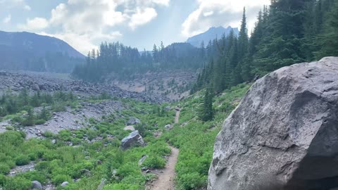 Central Oregon - Three Sisters Wilderness - Descending into an Emerald Alpine Valley