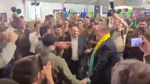 USA Secretary of State dancing with the Occupiers