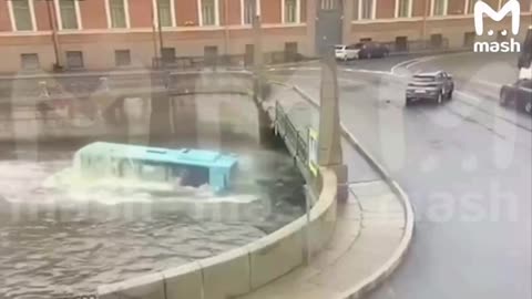 Insane Footage of a Russian Transit Bus Crashing into a Canal(St. Petersburg)