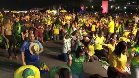 Bolsonaro voters pray as rival Lula wins Brazil presidential runoff | AFP