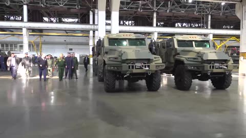 Sergei Shoigu inspects fulfilment of the state defence order at the Arzamas Machine