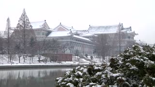 Pyongyang see first snow of the season