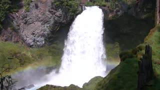 Relaxing 3-Hour Video of Large Waterfall