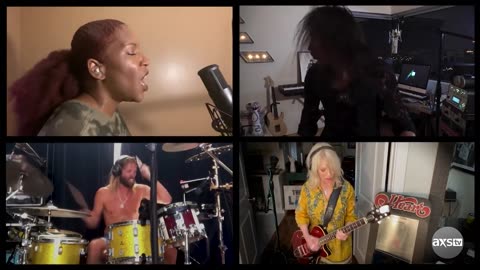 Liv Warfield, Nancy Wilson, Taylor Hawkins, Nuno Bettencourt