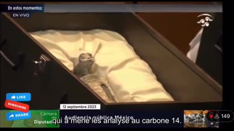 Two ET corpses revealed to the Mexican Congress