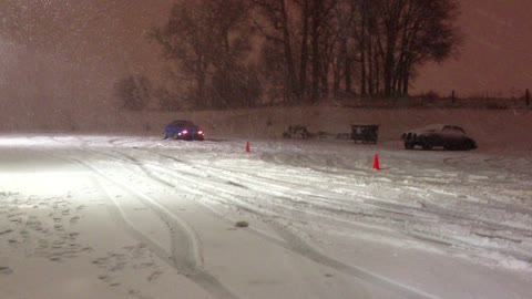 Guy From California Trying To Drive Miata in Snow