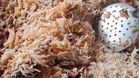 Did anyone say we cannot make Hyderabadi Chicken Biriyani- Home Made and the Best