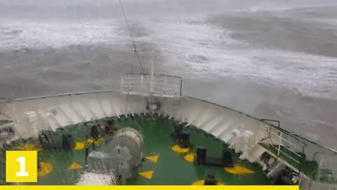 12 SHIPS CAUGHT ON SCARY STORM