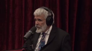 Dr. Robert Malone to Rogan: US in ‘Mass Formation Psychosis’ Over COVID-19