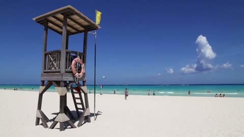 Lifeguard hut necessary to save life 🏖🏊‍♂️♥️