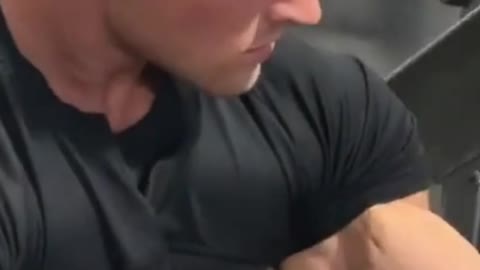Insane Shoulder Training - Go Hard