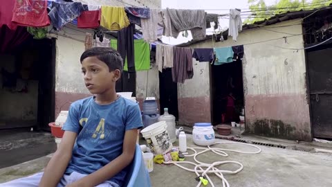 Many New Delhi slums disappear ahead of G20 summit