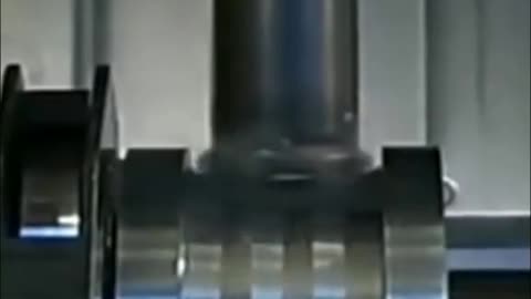 When NC tool processing is in progress! Machining numerical control tool