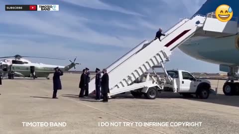 Joe Biden Fall Joe Biden Falls, Climbing Stairs to Board Air Force One