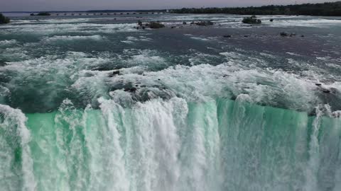 Niagara water fall