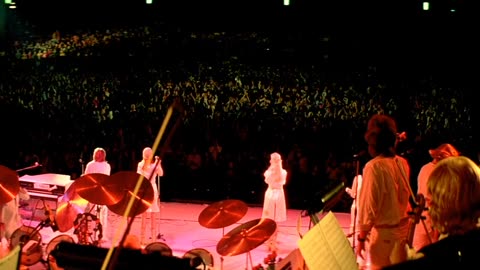 ABBA - Dancing Queen = Live 1977