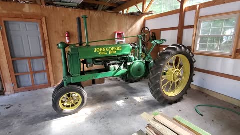 1937 John Deere Model B Unstyled Walkaround