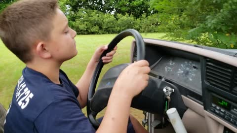 10-Year-Old Boy Drives Manual Ford Ranger