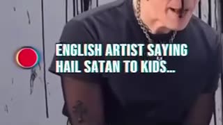 English artist Yungblud hailing Satan.