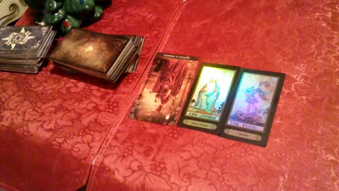 Daily Tarot Reading 3 card spread All signs December 22 2020