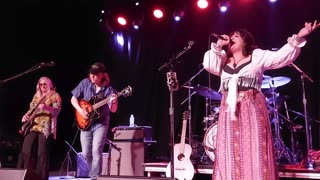 Gwen Levey & The Breakdown - LIVE @ Eastside Bowl (Not The Girl Next Door)