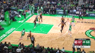 NBA - KP drains the triple to give Boston a 71-point half 🔥 Hawks-Celtics