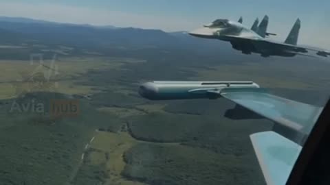Su-34 ruských leteckých sil se vrací z bitvy