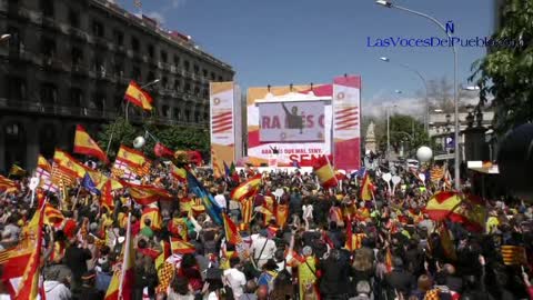 Más de 200 mil personas denuncian la «tiranía del independentismo racista» en Barcelona