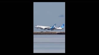 Two planes landing side by side on a runway | Amazing video of planes landing