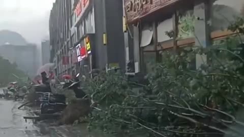 Windy Gusts Hits Yibin Of Sichuan Province, China | May 25, 2024