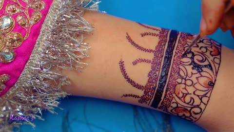 Adorning hands with intricate tales of art and tradition