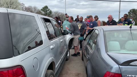 BOY THEY WAS ALL OVER THESE CARS AT THE IMPOUND TOW YARD AUCTION! *HOW MANY CHEAP DEALS YOU SEEN?*