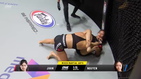 Large-scale women's MMA fight 👊 Jihin Radzuan vs. Bee Nguyen