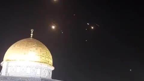 Historic scene of Iranian missiles over the Al-Aqsa Mosque Compound