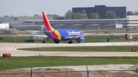 Southwest Airlines Boeing 737 departing St. Louis Lambert International Airport