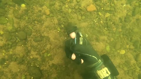 I Found a Crashed Drone Underwater While Scuba Diving! (Returned to Owner)-10