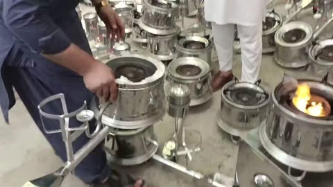 Bgair Gas Bijli Ky Chalny Waly Choly Pakistan Agye | Irani Stove Wholesale Market In Pakistan |