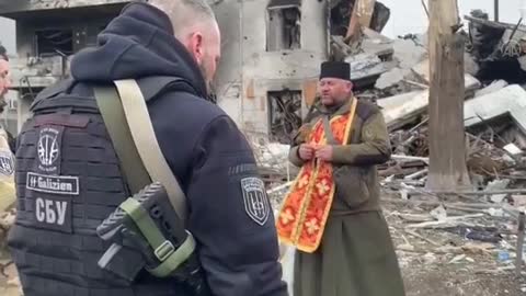 Nazi Insignia Sneaks into Western Ukraine Coverage