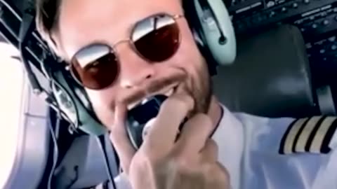 Aeroplane funny video