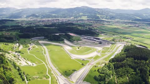 A Caravan Race with an F1 twist! Daniel Ricciardo and Max Verstappen take it to the Red Bull Ring