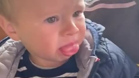 💚FUNNY BABIES EATING LEMONS FOR THE FIRST TIME 🤣 FUNNY BABIES VIDEO COMPILATION